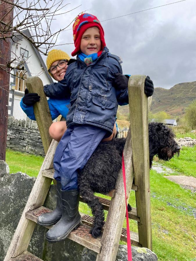 Yr Hen Siop - 4 Bed Welsh Cottage In Snowdonia Penmachno 외부 사진